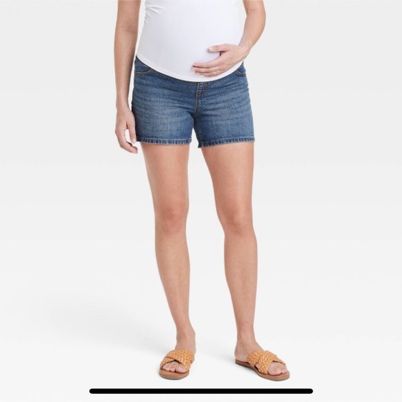 New Isabel Maternity over the belly Jean shorts - Picture 2 of 5